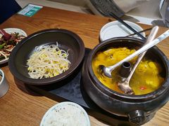 -云海肴·汽锅鸡·云南菜(天山百盛优客店)