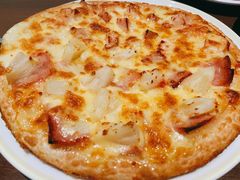 培根鸡肉双拼披萨-萨莉亚意式餐厅(杭州滨江天街店)