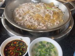 -老来福·非遗酸汤兔(凯旋路店)