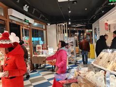 -85度C(生甜甜圈研究工坊·上海平凉店)