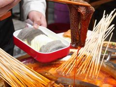 -拈签一笑黄牛肉辣卤串串