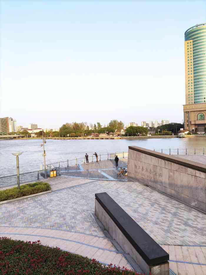 新江大桥-"宁波外滩夜景中意外的惊喜——新江桥桥洞!