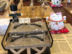 -肆兮眼镜·蔡司·徕卡战略合作店(大坪店)