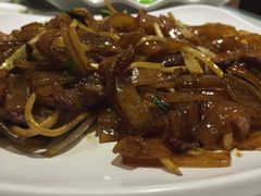 -新大咀港式茶餐厅(宝山万达店)