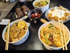 -W COLLECTIVE  DESSERT SHOP