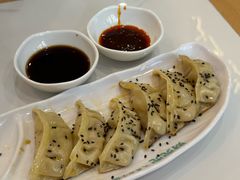 -财兜兜大黄山小馄饨