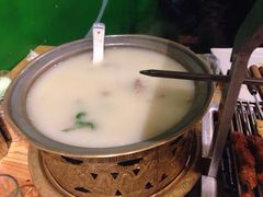 欢乐牧人金牌炭烤-欢乐牧人蒙古炭烤羊腿(四平路店)