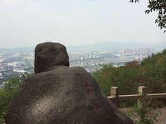 -灵岩山风景区