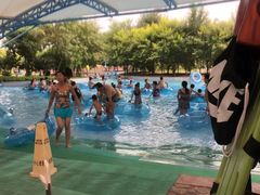 -欢乐水魔方水世界