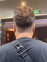 -八佰伴8008星级形象店