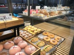 -顶东面包花园·生日蛋糕(世博店)