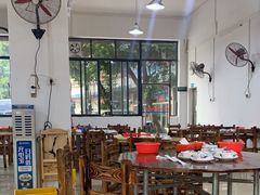 大堂-昌记土制吊烧鸡(佛山市安信物流中心A座店)