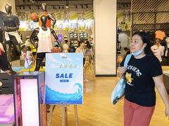 -NIKE品牌体验店(南京东路店)