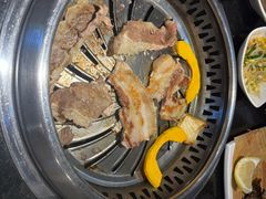 -木槿花韩式炭烤·熟成肉工坊(孙文东路店)