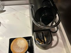 -上海虹桥祥源希尔顿酒店