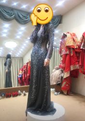 -觅白婚纱礼服馆