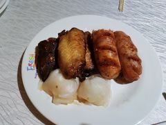 虾饺-领鲜活海鲜榴莲自助火锅(东门店)