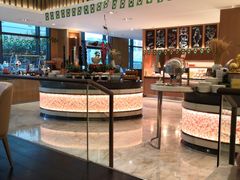 自助取餐区-西安高新希尔顿酒店·咖啡露台西餐厅