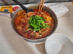 -铁锅哥米线