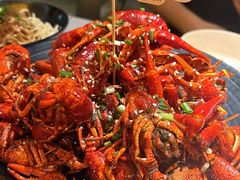 -巴厘龙虾·榜首油焖大虾(音乐学院·沿江酒馆店)