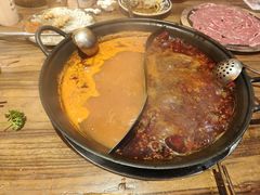 -旧街市鲜货老火锅(大光路店)