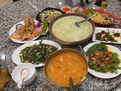-光海鲜鱼翅餐厅(叻差拉披色路店)