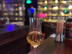 -Wolfgang’s Steakhouse 沃夫冈牛排馆(上海白玉兰广场店)