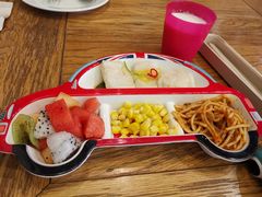 -汽车博物馆主题餐厅
