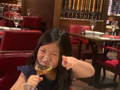 大堂-恰餐厅及酒吧 CHAR Bar & Grill (北京丽都皇冠假日店)
