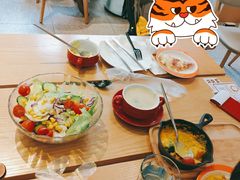 -必胜客(WOW昙华林店)