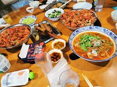 -琥珀老六龙虾(四里河店)