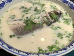 -南京金牛湖巨碗鱼头