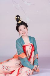 -盘子女人坊古装写真摄影(厦门总店)