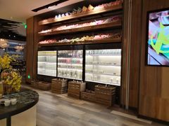 酒柜-ATLAS COFFEE(雅居乐中心店)