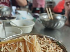 -正宗杨记普洱酸醋米线(总店)