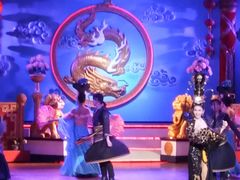 -金东尼人妖秀