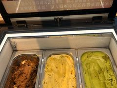 -汉江山料理级自助烤肉黑金冠(周口好吃城店)