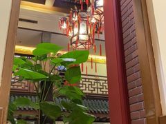 -梅龙镇酒家(南京西路总店)