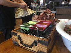 特色烤羊腿-山沟沟炒鸡(颐灏·海怡名都店)