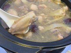 -食爺炭炉鸡煲·烧烤