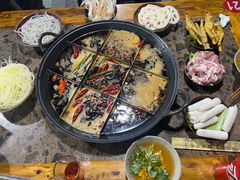 -正南齊北重庆老火锅(光华村直营店)