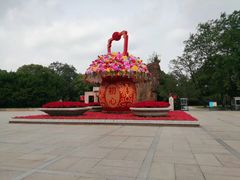 -上海市龙华烈士陵园