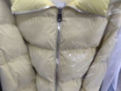 -福奈特洗衣洗鞋(博山路旭辉店)