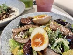 炙烤豚肉沙拉饭-农畉LONFOOD(万象天地店)