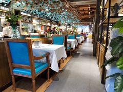 大堂-领鲜活海鲜榴莲自助火锅(东门店)