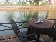 -侯臣咖啡文化村