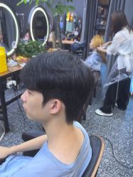 -藤野造型专业烫染接发