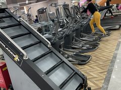 -美航国际健身(北京华联店)