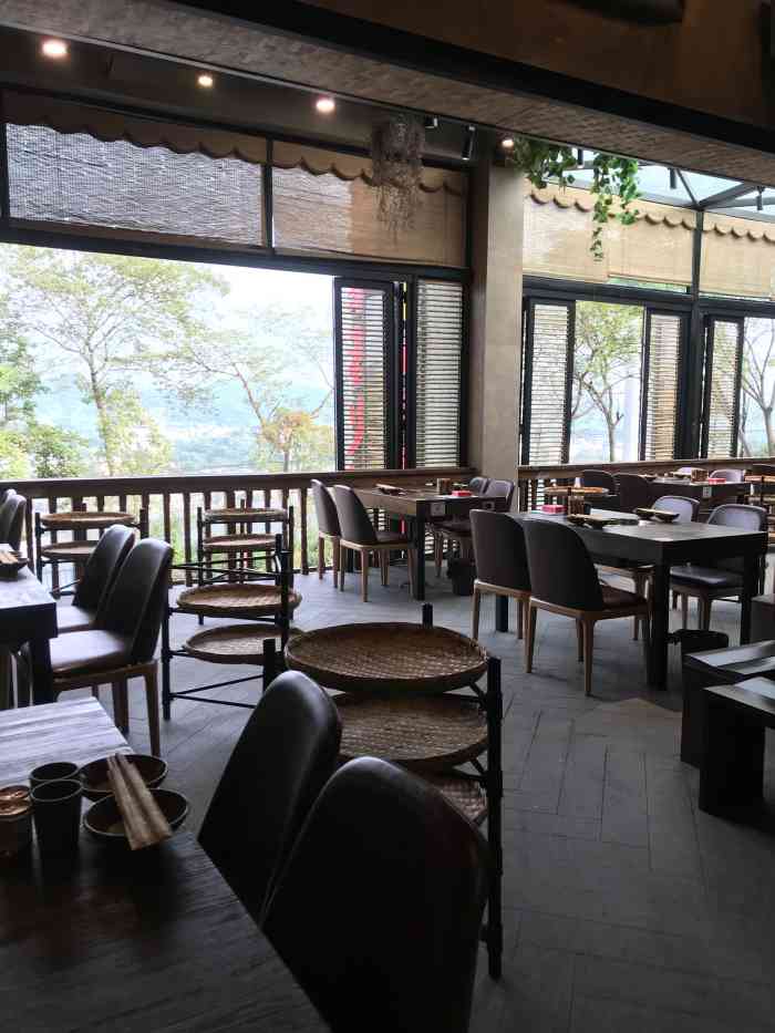 南山小酒馆61江湖菜61夜宵(网红壹华里店)-"昨天中午和朋友一起到