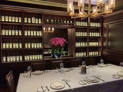 -Wolfgang’s Steakhouse 沃夫冈牛排馆(上海白玉兰广场店)